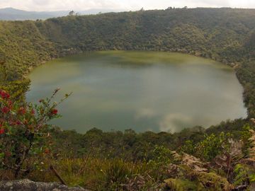 Laguna de Guatavita ©Refajo.jpg